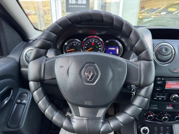 Renault Duster I Рестайлинг с пробегом 2015 года, цена 1 020 000 рублей, 174400 км, внедорожник, Автокод Объявления