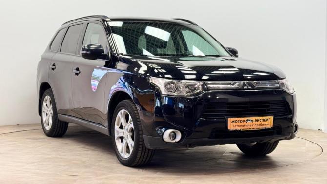 Mitsubishi Outlander III с пробегом 2013 года, цена 1 353 000 рублей, 141781 км, внедорожник, Автокод Объявления