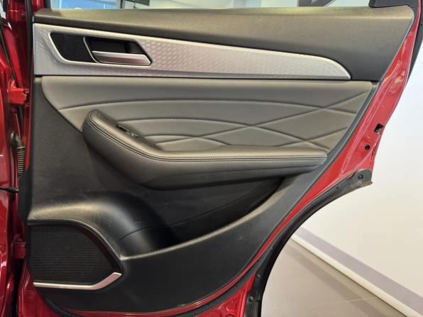 Haval F7x I Рестайлинг с пробегом 2022 года, цена 2 329 000 рублей, 46877 км, внедорожник, Автокод Объявления