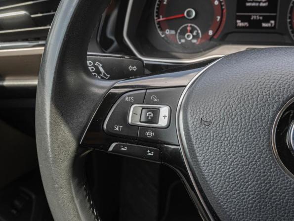 Volkswagen Jetta VII с пробегом 2020 года, цена 2 295 000 рублей, 78975 км, седан, Автокод Объявления