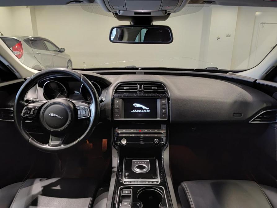 Jaguar XE I Казань  - изображение 17