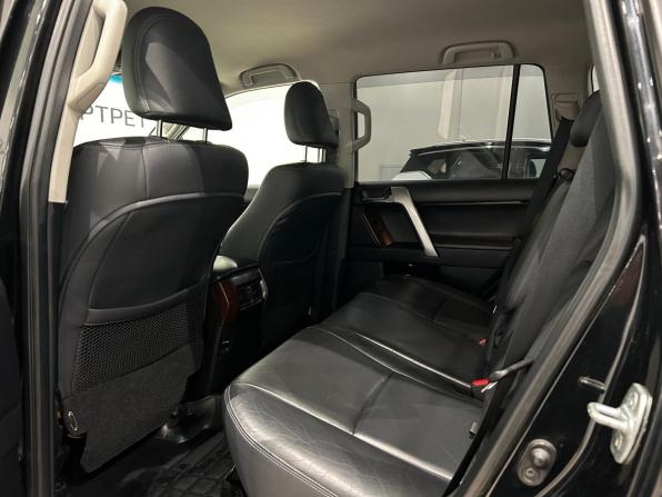 Toyota Land Cruiser Prado 150 Series Рестайлинг 1 с пробегом 2015 года, цена 2 799 000 рублей, 416801 км, внедорожник, Автокод Объявления