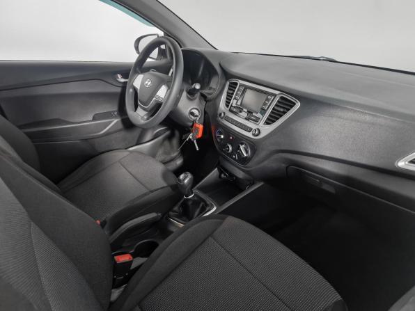 Hyundai Solaris II Рестайлинг с пробегом 2020 года, цена 1 299 000 рублей, 75114 км, седан, Автокод Объявления