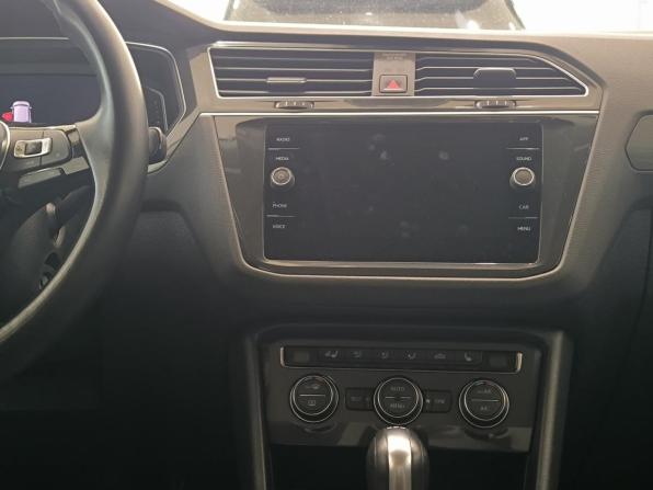 Volkswagen Tiguan II с пробегом 2019 года, цена 2 799 000 рублей, 148000 км, внедорожник, Автокод Объявления