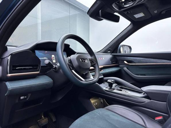 Geely Monjaro I с пробегом 2023 года, цена 3 249 000 рублей, 48216 км, внедорожник, Автокод Объявления