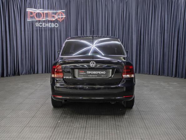 Volkswagen Polo V Рестайлинг с пробегом 2015 года, цена 929 000 рублей, 172296 км, седан, Автокод Объявления