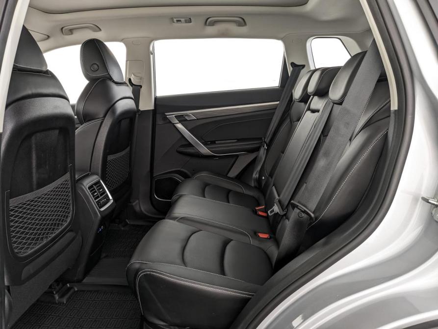 Geely Atlas Pro Москва  - изображение 17