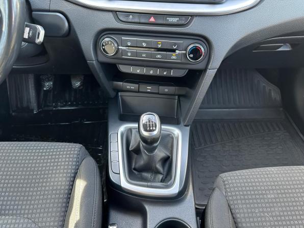 Kia Ceed III с пробегом 2020 года, цена 1 420 000 рублей, 104975 км, универсал, Автокод Объявления