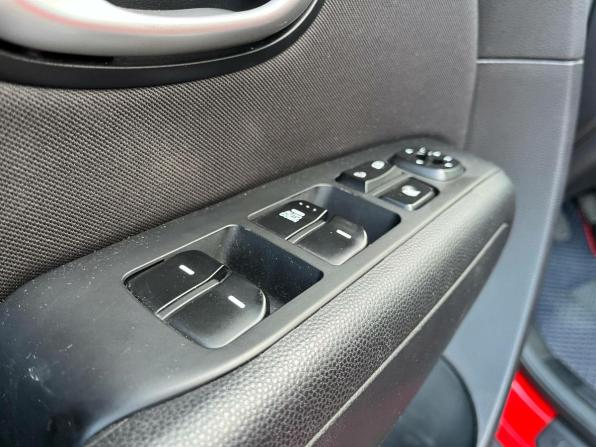 Kia Soul II с пробегом 2015 года, цена 1 236 250 рублей, 93500 км, хэтчбек, Автокод Объявления