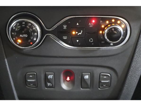 Renault Sandero II Рестайлинг с пробегом 2019 года, цена 1 148 000 рублей, 115837 км, хэтчбек, Автокод Объявления