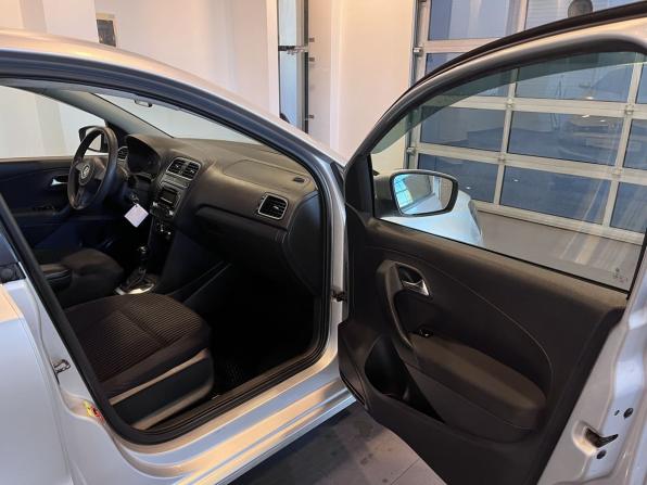 Volkswagen Polo V с пробегом 2011 года, цена 680 000 рублей, 223375 км, седан, Автокод Объявления