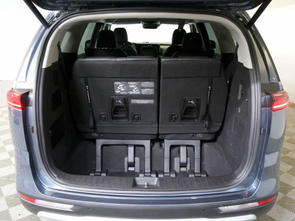 Kia Carnival IV с пробегом 2023 года, цена 3 950 000 рублей, 94000 км, минивэн, Автокод Объявления
