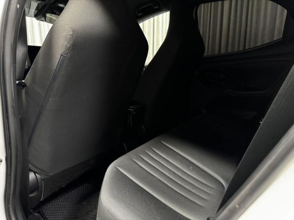 Toyota Yaris IV с пробегом 2021 года, цена 1 380 000 рублей, 103149 км, хэтчбек, Автокод Объявления