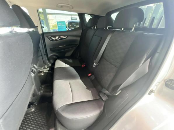 Nissan Qashqai II с пробегом 2018 года, цена 1 895 000 рублей, 88417 км, внедорожник, Автокод Объявления