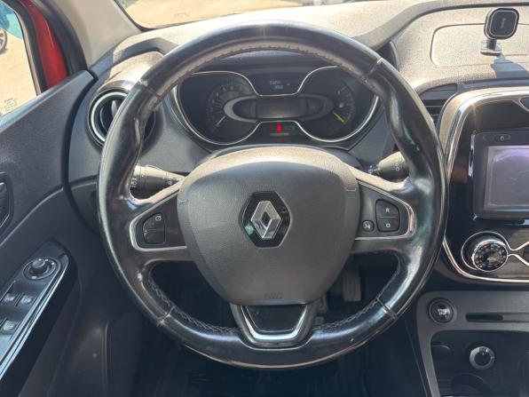 Renault Kaptur I с пробегом 2016 года, цена 1 560 000 рублей, 93294 км, внедорожник, Автокод Объявления