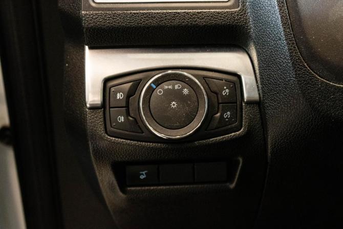 Ford Explorer V Рестайлинг с пробегом 2017 года, цена 2 496 000 рублей, 144778 км, внедорожник, Автокод Объявления