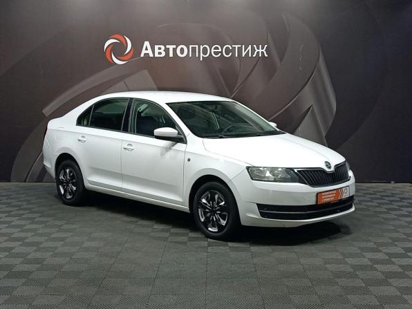 Skoda Rapid I с пробегом 2016 года, цена 850 000 рублей, 208523 км, лифтбек, Автокод Объявления