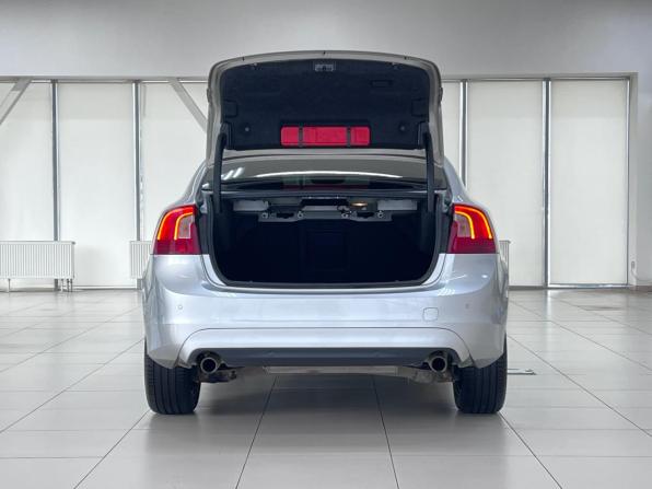Volvo S60 II Рестайлинг с пробегом 2016 года, цена 1 300 000 рублей, 224229 км, седан, Автокод Объявления