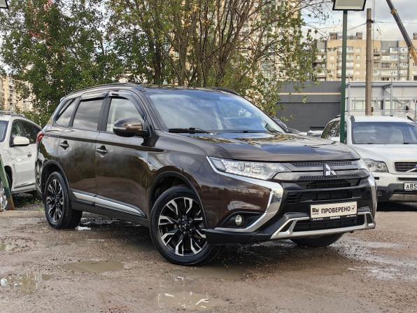 Mitsubishi Outlander III Рестайлинг 3 с пробегом 2021 года, цена 1 909 000 рублей, 56074 км, внедорожник, Автокод Объявления