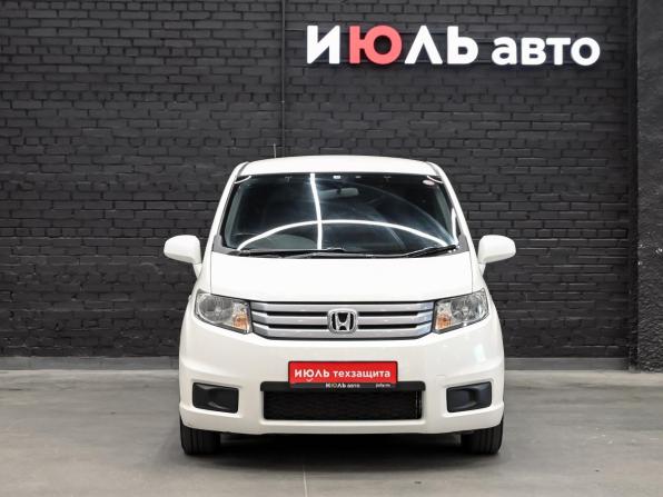 Honda Freed I с пробегом 2011 года, цена 1 100 000 рублей, 217011 км, компактвэн, Автокод Объявления