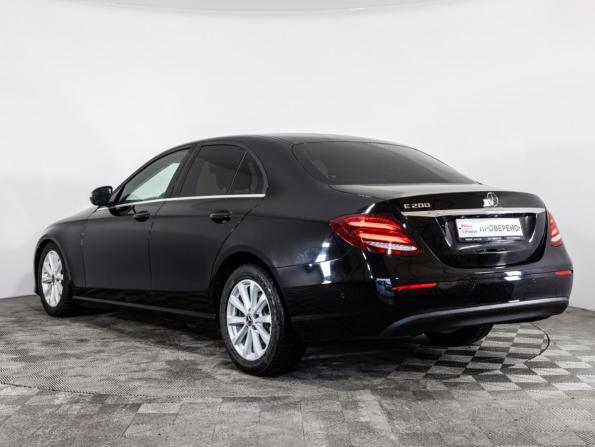 Mercedes-Benz E-Класс V (W213 S213 C238) с пробегом 2019 года, цена 1 799 000 рублей, 335709 км, седан, Автокод Объявления