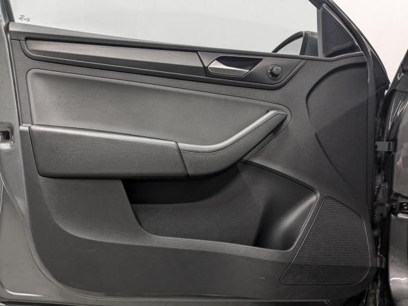 Volkswagen Polo VI с пробегом 2020 года, цена 1 300 000 рублей, 108210 км, лифтбек, Автокод Объявления