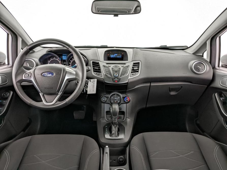 Ford Fiesta Mk6 Рестайлинг Санкт-Петербург  - изображение 14