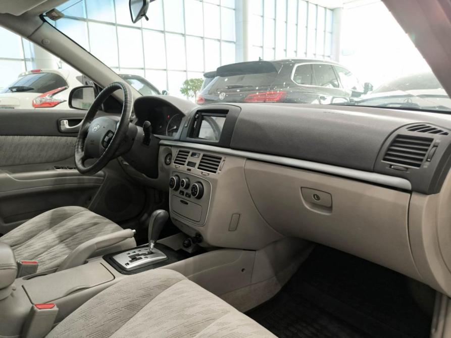 Hyundai Sonata V (NF) Казань  - изображение 13