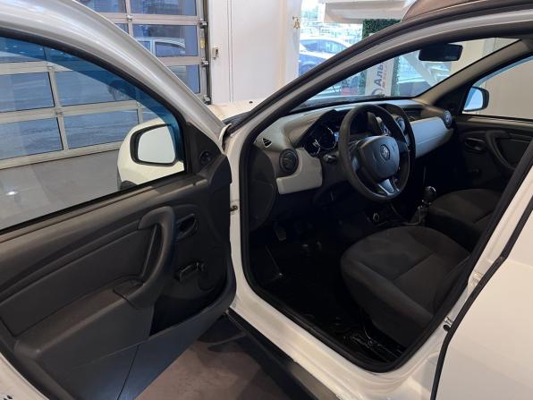 Renault Duster I Рестайлинг с пробегом 2018 года, цена 1 375 000 рублей, 124830 км, внедорожник, Автокод Объявления