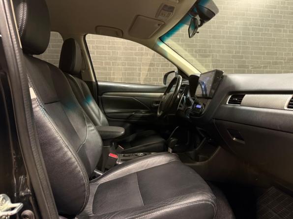 Mitsubishi Outlander III с пробегом 2012 года, цена 1 649 000 рублей, 135188 км, внедорожник, Автокод Объявления