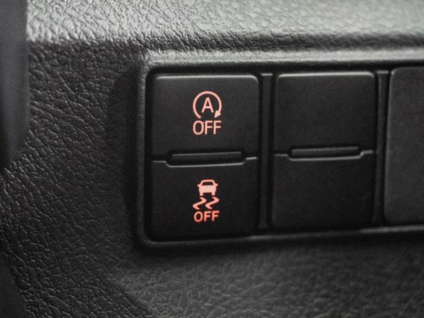 Toyota Sienta II Рестайлинг с пробегом 2021 года, цена 1 629 500 рублей, 62998 км, компактвэн, Автокод Объявления