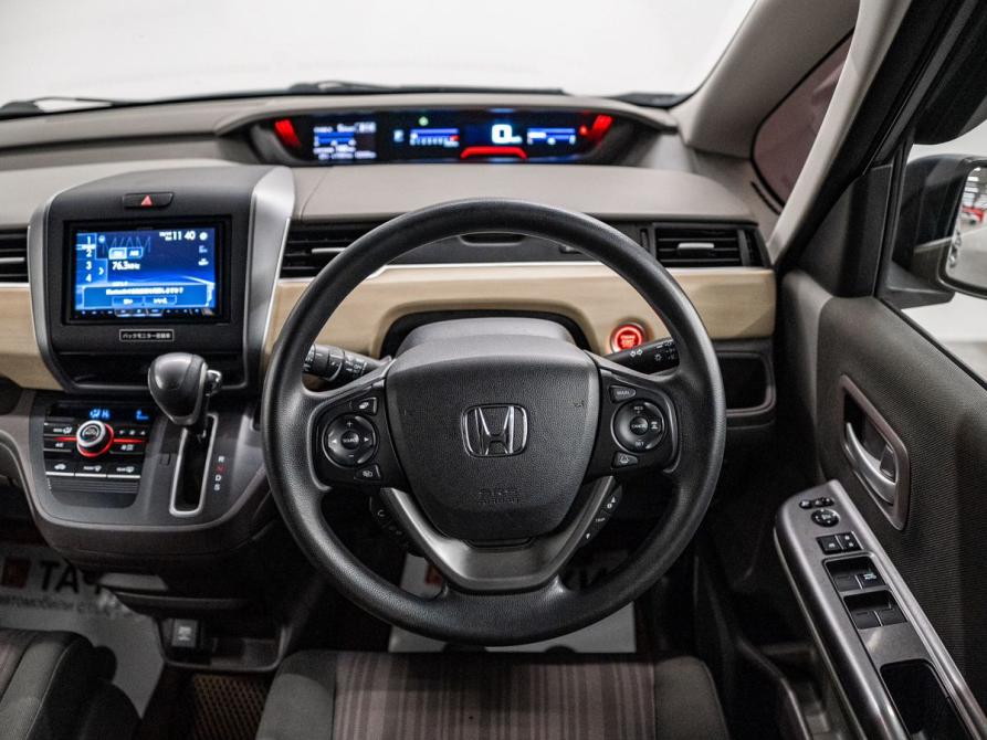 Honda Freed II Красноярск  - изображение 11