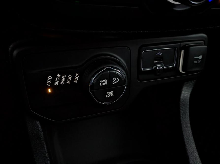 Jeep Renegade I Рестайлинг Москва  - изображение 29
