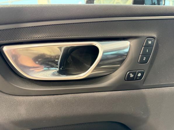 Volvo XC60 II с пробегом 2021 года, цена 4 355 900 рублей, 45140 км, внедорожник, Автокод Объявления