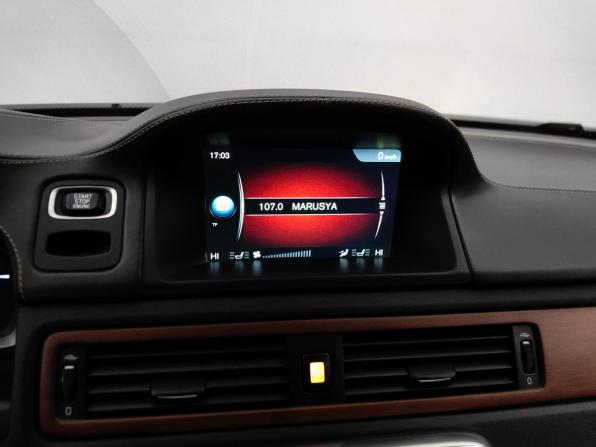 Volvo XC70 II Рестайлинг с пробегом 2015 года, цена 1 748 000 рублей, 297920 км, универсал, Автокод Объявления
