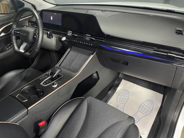 Omoda C5 I с пробегом 2022 года, цена 1 799 000 рублей, 11100 км, внедорожник, Автокод Объявления