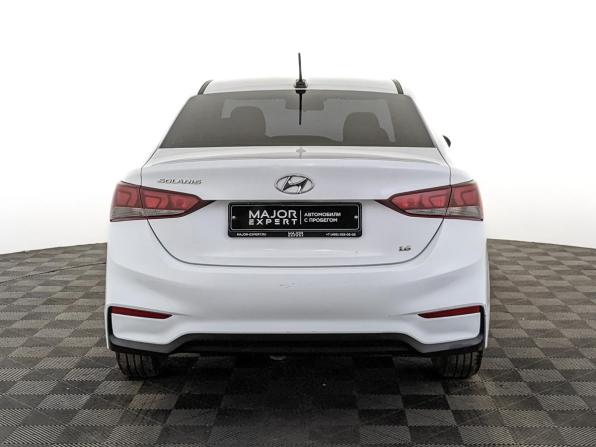 Hyundai Solaris II с пробегом 2018 года, цена 1 100 000 рублей, 167007 км, седан, Автокод Объявления