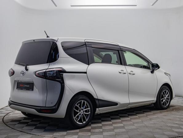 Toyota Sienta II с пробегом 2017 года, цена 1 460 000 рублей, 76934 км, компактвэн, Автокод Объявления