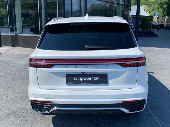 Geely Monjaro I Рестайлинг с пробегом 2024 года, цена 3 159 000 рублей, 45106 км, внедорожник, Автокод Объявления