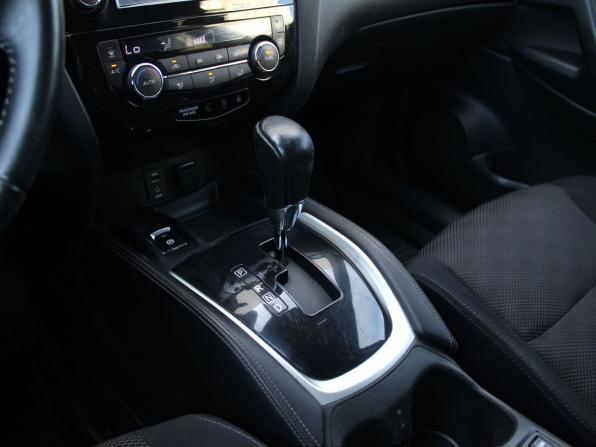 Nissan Qashqai II с пробегом 2014 года, цена 1 605 000 рублей, 102599 км, внедорожник, Автокод Объявления