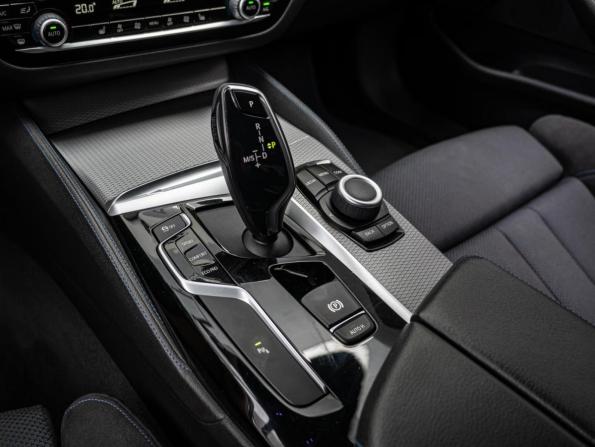 BMW 5 серии VII (G30/G31/G38) с пробегом 2018 года, цена 3 780 000 рублей, 74361 км, седан, Автокод Объявления