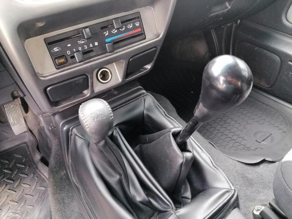 Nissan NP300 с пробегом 2010 года, цена 1 155 000 рублей, 317951 км, пикап, Автокод Объявления