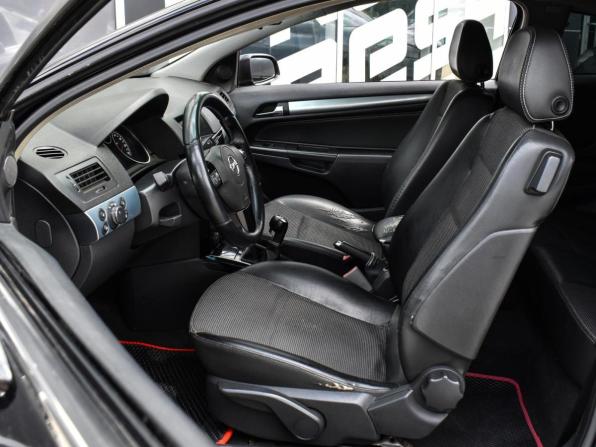 Opel Astra H Рестайлинг с пробегом 2008 года, цена 698 000 рублей, 238465 км, хэтчбек, Автокод Объявления