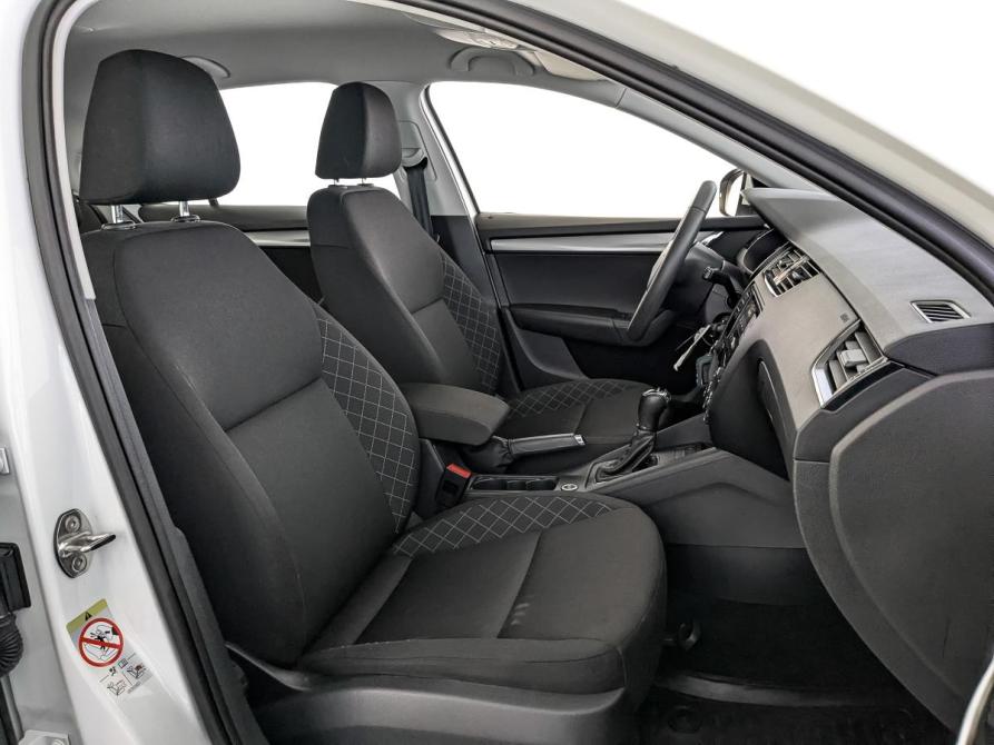 Skoda Octavia III (A7) Рестайлинг Москва  - изображение 23