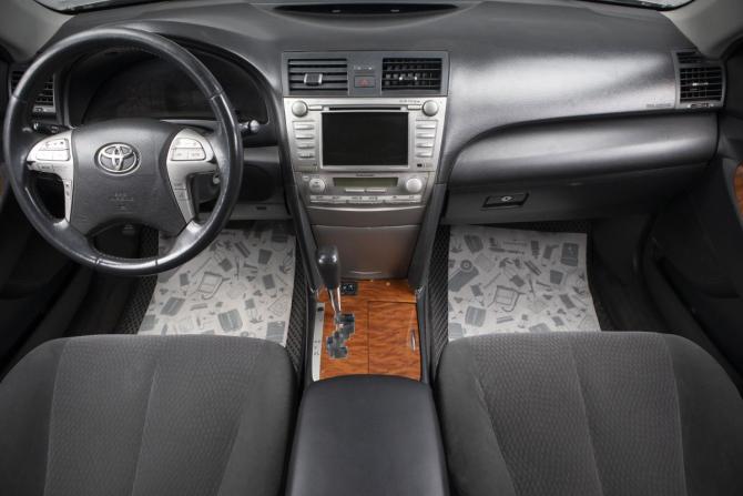 Toyota Camry VI (XV40) Рестайлинг с пробегом 2010 года, цена 999 000 рублей, 335224 км, седан, Автокод Объявления