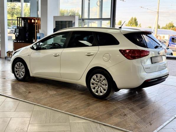 Kia Ceed II Рестайлинг с пробегом 2016 года, цена 1 399 000 рублей, 94153 км, универсал, Автокод Объявления