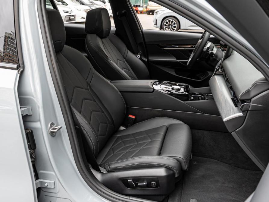 BMW 5 серии VIII (G60/G61/G68) Краснодар  - изображение 11
