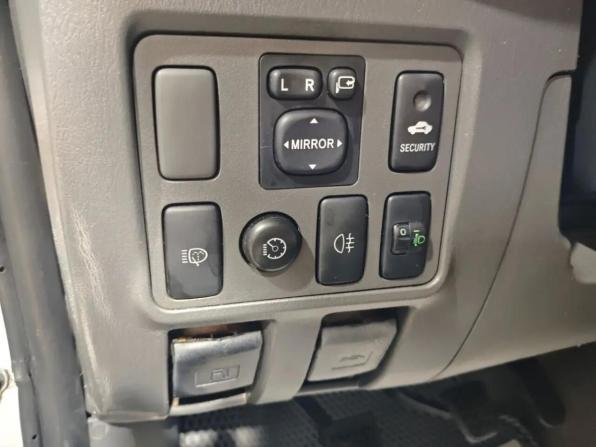 Toyota Hilux VII Рестайлинг с пробегом 2012 года, цена 1 685 000 рублей, 194815 км, пикап, Автокод Объявления