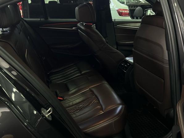 BMW 5 серии VII (G30/G31/G38) с пробегом 2018 года, цена 3 539 000 рублей, 254263 км, седан, Автокод Объявления