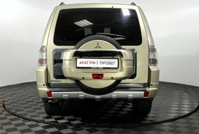 Mitsubishi Pajero IV Рестайлинг 1 с пробегом 2012 года, цена 1 350 000 рублей, 575049 км, внедорожник, Автокод Объявления